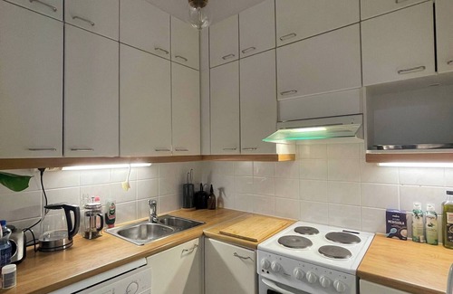 Tammisalo Apartment | Relax & Explore, Sauna, Metro & Malls 3 Mins Away