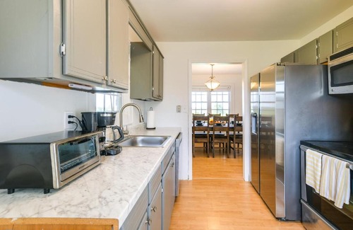 Mill Spring House | Relaxing Mill Spring Getaway with Fire Pit & Yard Access