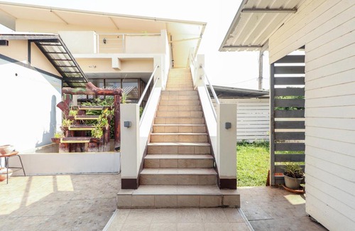 Saraphi Hotel | Peaceful Retreat at Relax Garden House with Pool Access
