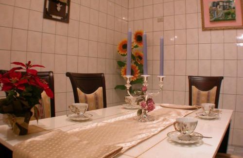 Dongshan House | Comfortable Retreat at Relax Heart B&B with Breakfast