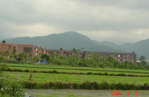 Dongshan House | Comfortable Retreat at Relax Heart B&B with Breakfast