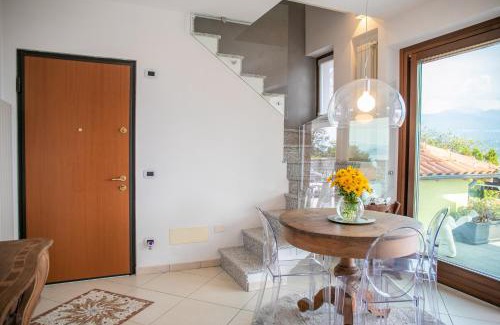 Carciano Apartment | Relax House Baveno: Pet-Friendly Oceanfront Oasis