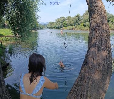 Metlika House | Pet-Friendly Relax House Kolpa View in Podzemelj - 10/10 Rating