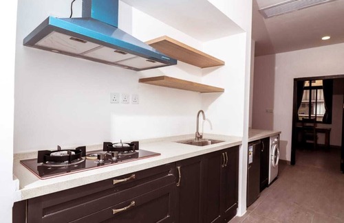 Masaki House | Relax in a 2BR Apartment with Pool and Gym Access