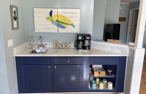 Ocean Ridge Villa | Serene Getaway: Oceanfront Pool & Family-Friendly Fun