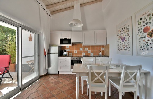 Olhao Apartment | Serene Retreat: Well-Equipped Apartment with Ocean View