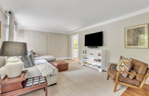 Hurdle Mills House | Experience Comfort in a Renovated 4-Star Hotel