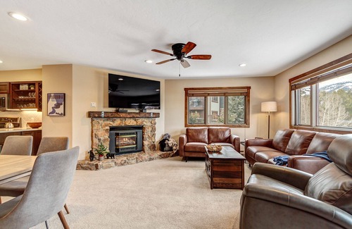 Warrior's Mark Condo | Enjoy Breckenridge: Ski-In Condo with Hot Tub & Spa