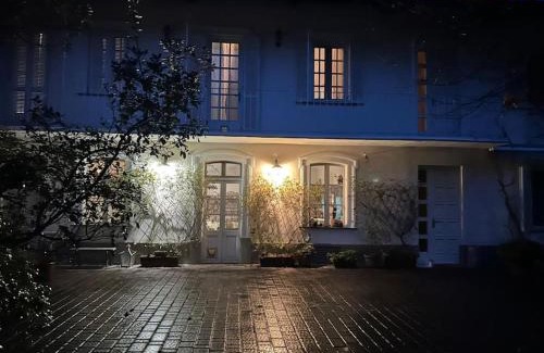 Vestigne House | Casa Relax: Oceanfront Retreat with 9/10 Guest Rating