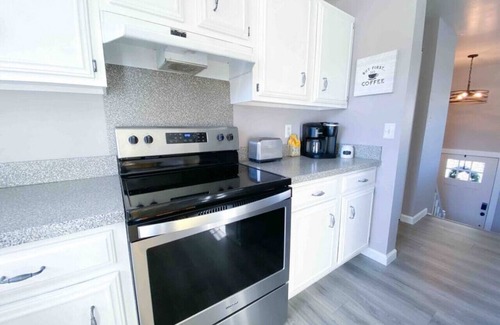 McAlpine House | Cozy Trailside Retreat with Pool and Pet-Friendly Yard