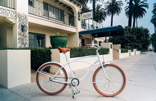 West Beach House | Beachfront Boutique Hotel: Pet-Friendly with Pool & Spa