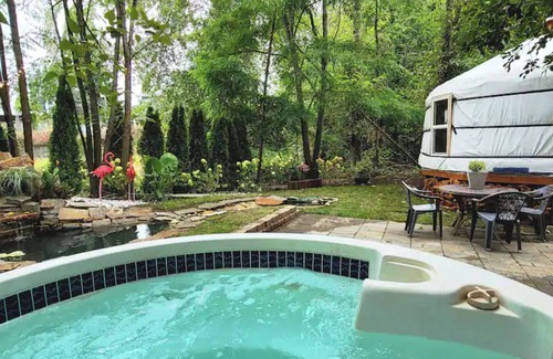 Tukwila Cabin | Unwind in the City at Our Unique Yurt Retreat