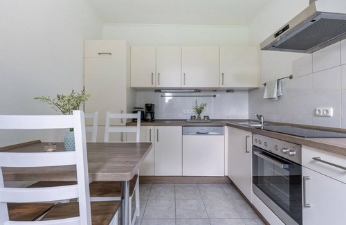 Puttgarden Apartment | Relax in the heart of Fehmarn: ideal for families and animal lovers!