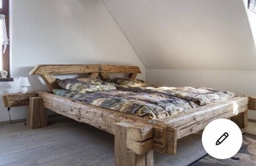 Tettnang Apartment | Unwind in a Cozy Dream Room with Breakfast Included