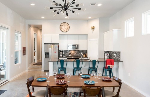 Blackshear-Prospect Hill House | Relax in East Austin: Private Patio, Spa & Lake Views