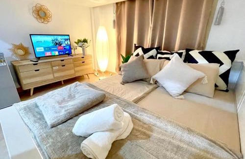 Talat Yot Apartment | Discover Comfort at Grand Palace: Child-Friendly Retreat