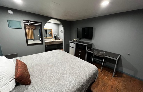 Ashdown Hotel | Budget-Friendly Retreat at Relax Inn Ashdown, Rated 8/10