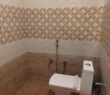 Amar Sagar Pol Hotel | Magico Home Stay: Family-Friendly with Breakfast Included