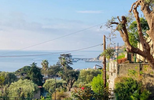 Arenzano House | Tranquil Retreat: Family-Friendly Stay with Great Reviews
