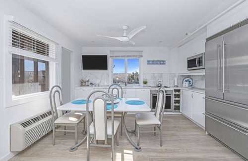 Napeague Apartment | Coastal 1-BR Apt with Balcony and Oceanfront View
