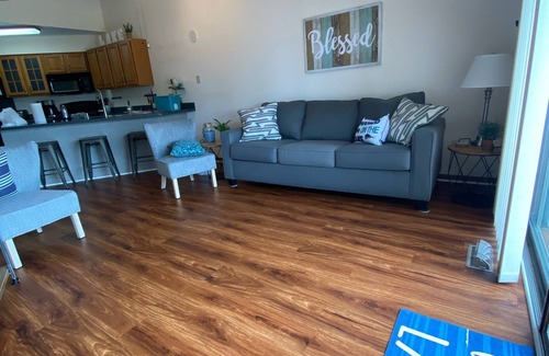 Gypsum Condo | Unwind at Catabwa on Lake Erie with Spa & Ocean Views