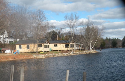 Wolfeboro Cottage | Unwind at Crescent Lake with Pool and Ocean Views