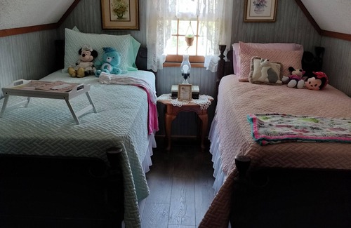 River Falls Other | Enjoy Relaxing Porches and Spa Amenities at Our Hotel