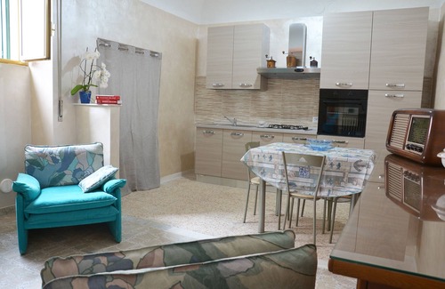 Macchia Valfortore House | Discover Beauty at Lake Occhito - Top-Rated Getaway!