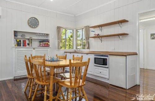 Woorim House | Relax on Rickman: Pet-Friendly Oceanfront Retreat Awaits