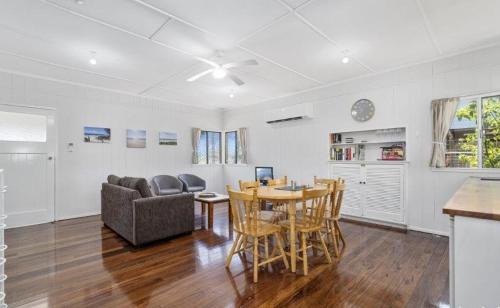 Woorim House | Relax on Rickman: Pet-Friendly Oceanfront Retreat Awaits