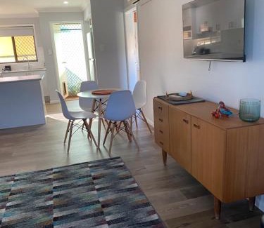 Inverell Apartment | Enjoy Family-Friendly Comfort at Relax on Ross