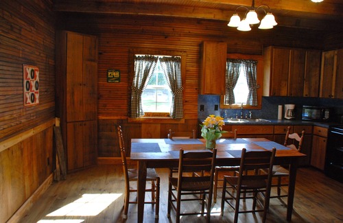 Pierre Part Cabin | Experience Bliss in the Bayou at 'Little Cajun' Cabin
