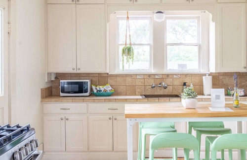 La Grange House | Prime Location Steps from Downtown Square: Family-Friendly Stay
