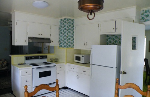 Woodbine House | Enjoy Nearby Attractions and Relax on the Screened Porch