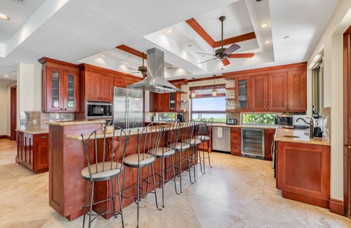 Marathon House | Experience Your Oceanfront Villa Retreat on Seapalm Island
