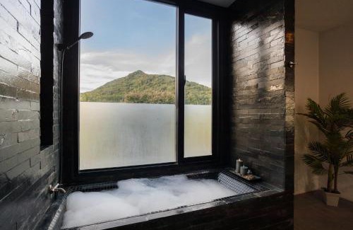 Wang Pong House | Indulge in Relax Pool Villa with Hot Tub & Pet-Friendly Options