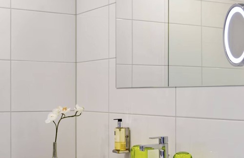Zestienhoven Hotel | Relax & Recharge Near the Airport with Onsite Dining and Parking!
