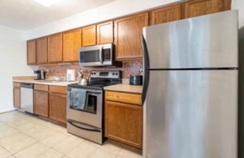 Fort Washington Condo | Relax & Recharge 2BR/2BA Centrally Located Modern Retreat