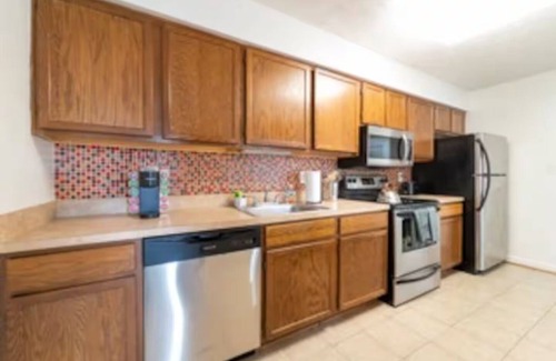 Fort Washington Condo | Relax & Recharge 2BR/2BA Centrally Located Modern Retreat