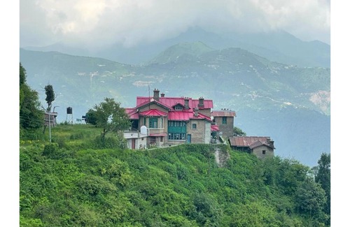 Shyamkhet Villa | Relax at Just Naturals Wellness Resort in Beautiful Nainital