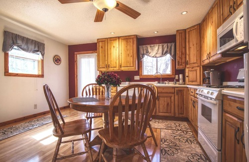 New Auburn House | Tranquil Retreat: Revitalize in Lower Long Lake Area