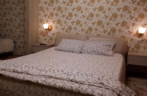 Nizhnekamsk Apartment | Budget-Friendly RELAx: Pet Friendly & Breakfast Included