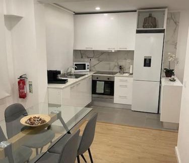 Massama Apartment | Charming Relax Sintra Home - Family-Friendly Near Lisbon