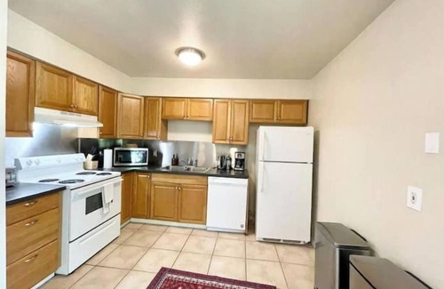 Parker Lane House | Relax South Central: Convenient Stay Near Downtown