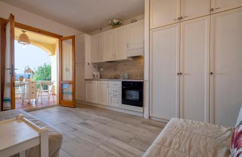 Paduledda House | Tranquil Retreat: Pet & Child Friendly Stay Awaits
