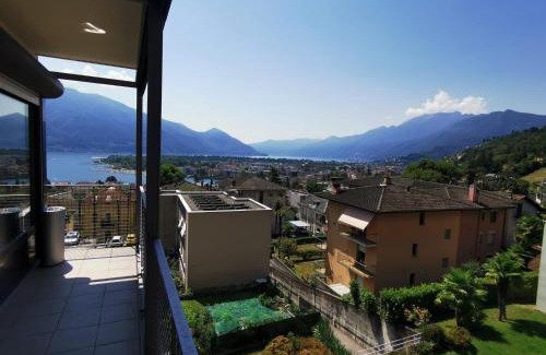 Muralto Apartment | Serene Retreat at Lago Maggiore - 4-Star Family Haven