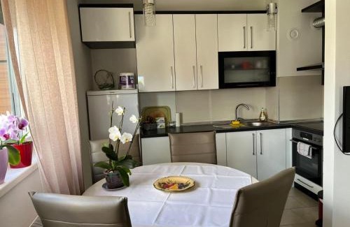 Teslic Apartment | Guest Rated Relax Teslić - Family-Friendly Escape Awaiting