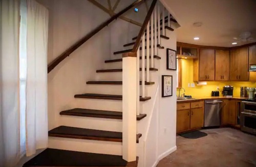 Grand Bay House | Discover Relaxation at The Dome Home - Rated 10/10!