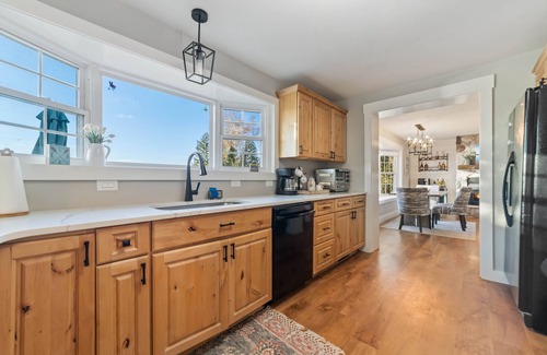 Saginaw House | Inviting Waterfront Retreat with Kitchen Near Duluth