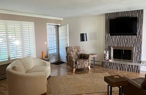Haslett House | Inviting Home with Pool Near MSU & Parks - 8/10 Rated